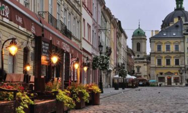 lvov-riot-910-490
